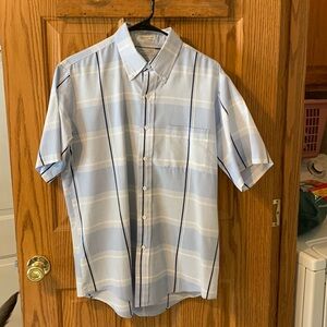 Cambridge Hall career club size large short sleeve shirt